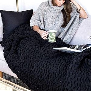 Chunky knit chenille throw blanket